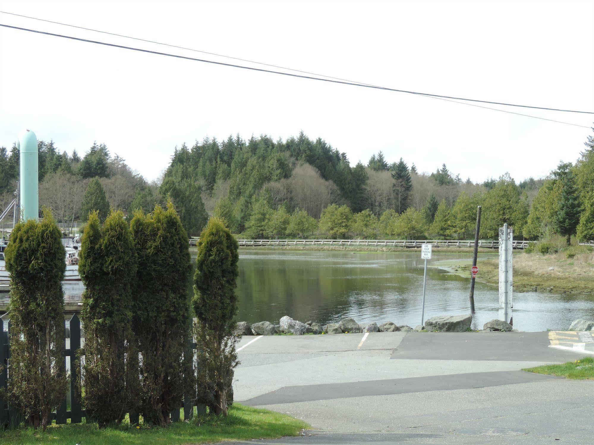 Bayshore Waterfront Inn Ucluelet Exteriér fotografie