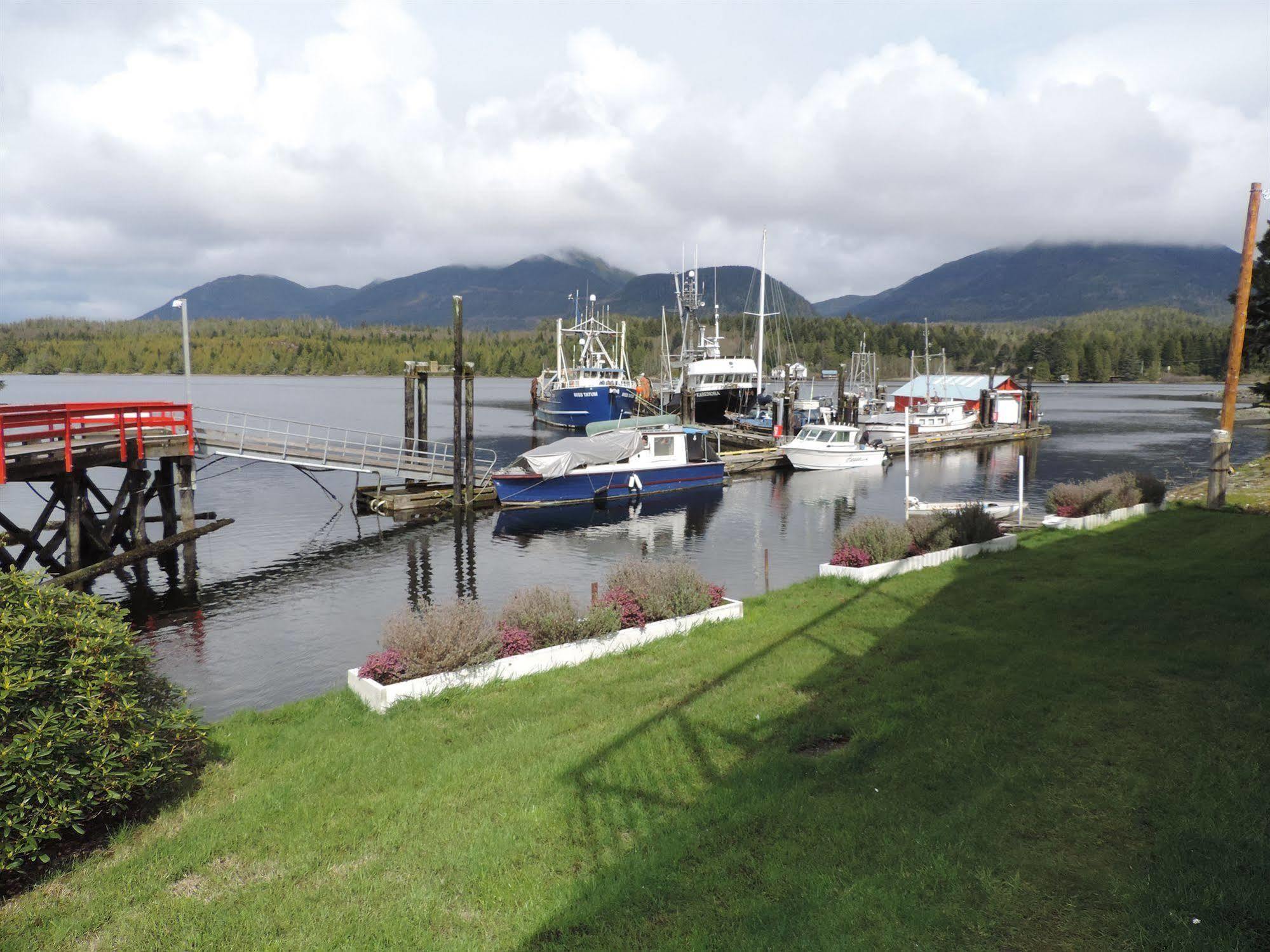 Bayshore Waterfront Inn Ucluelet Exteriér fotografie